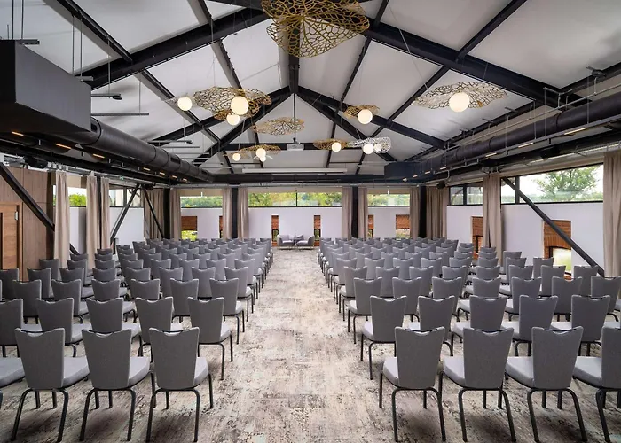 Mercure Conacul Cozieni