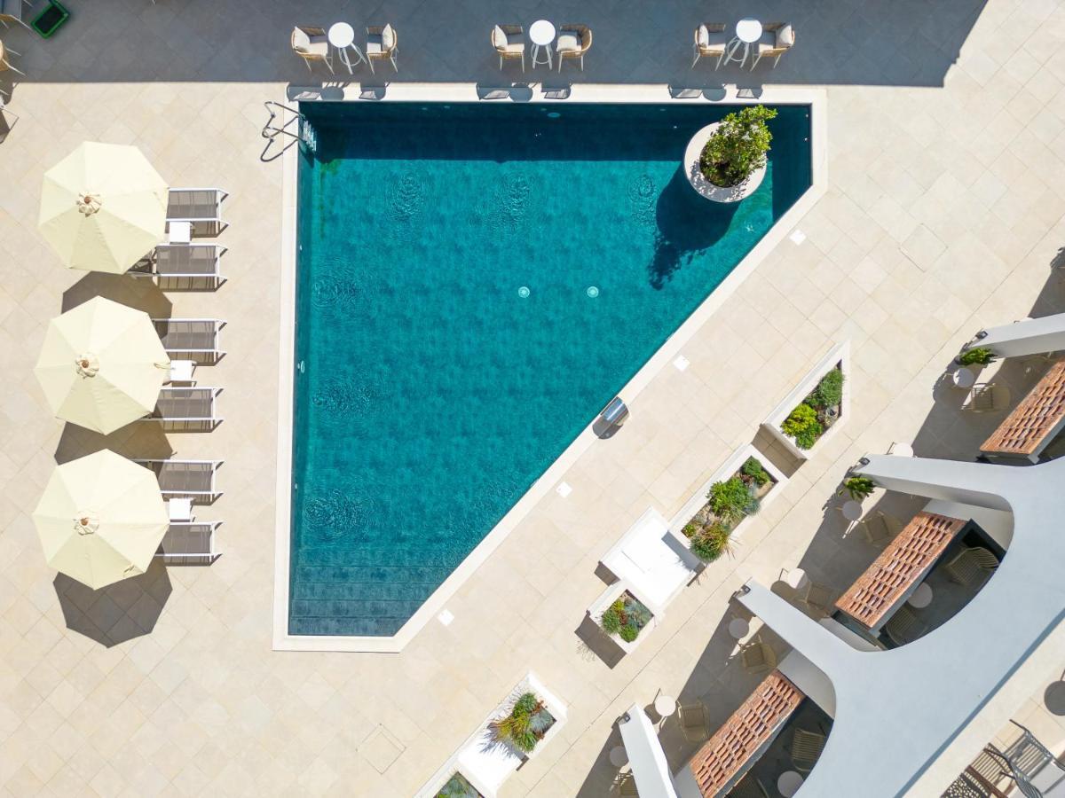 Hotel Mercure Conacul Cozieni 4*