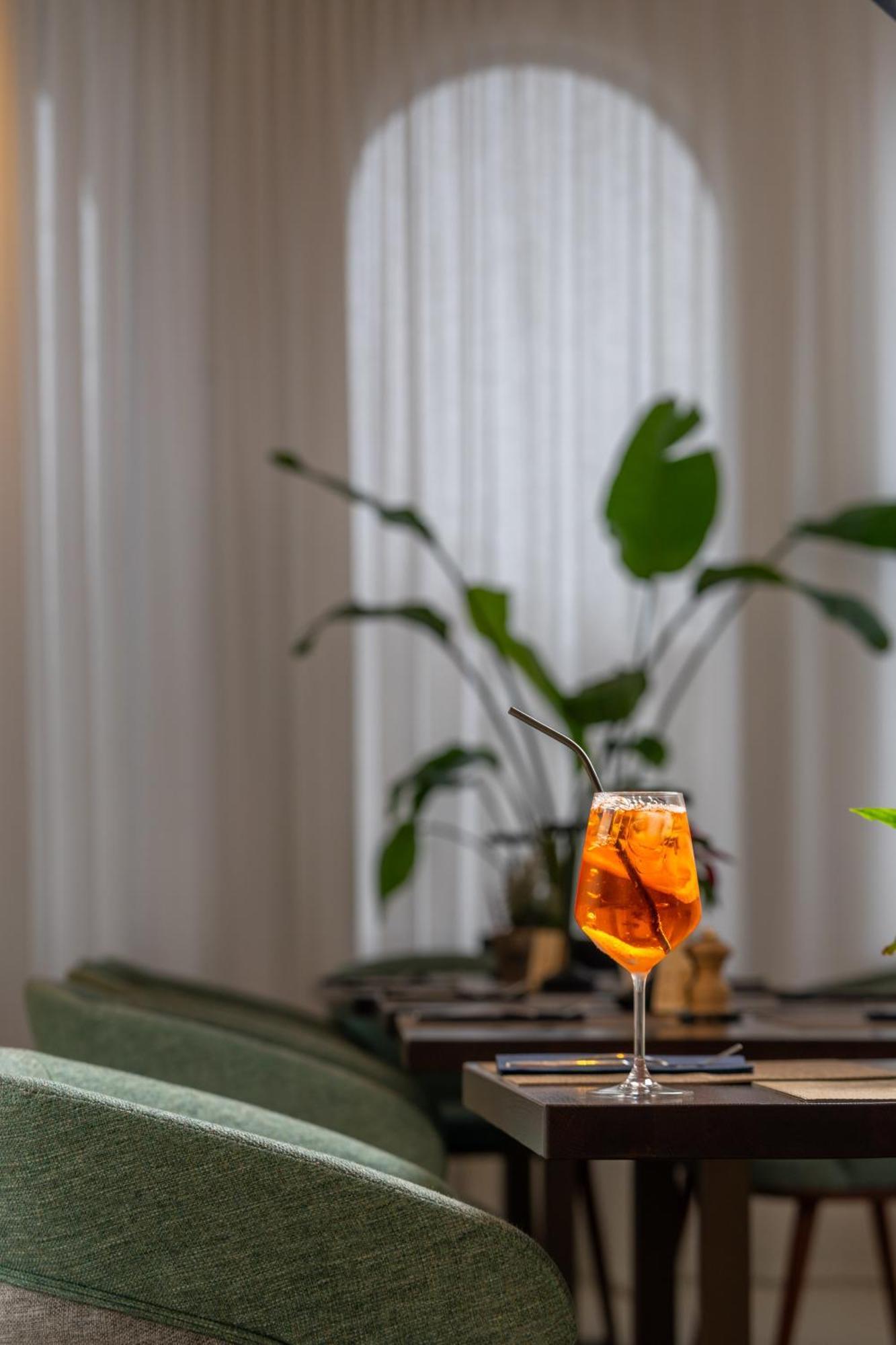 Hotel Mercure Conacul Cozieni 4*